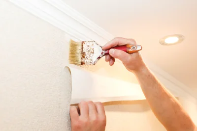 Pose de papier peint à Caillavet — revêtements muraux et toiles de verre